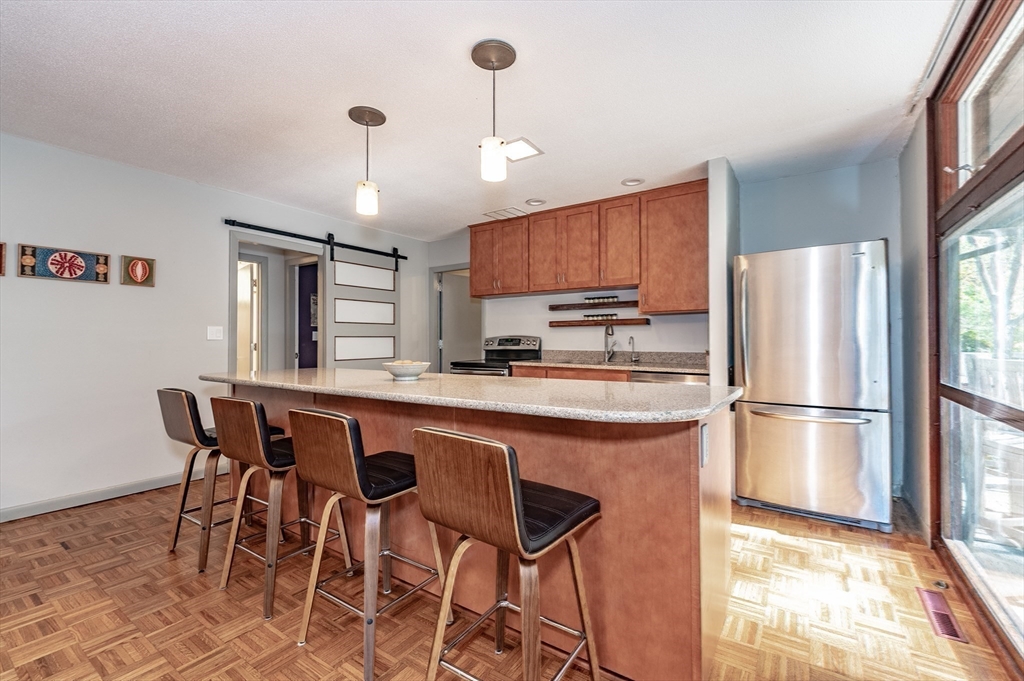 144 North Valley Road Pelham, MA 01002 - Photo 8 of 36