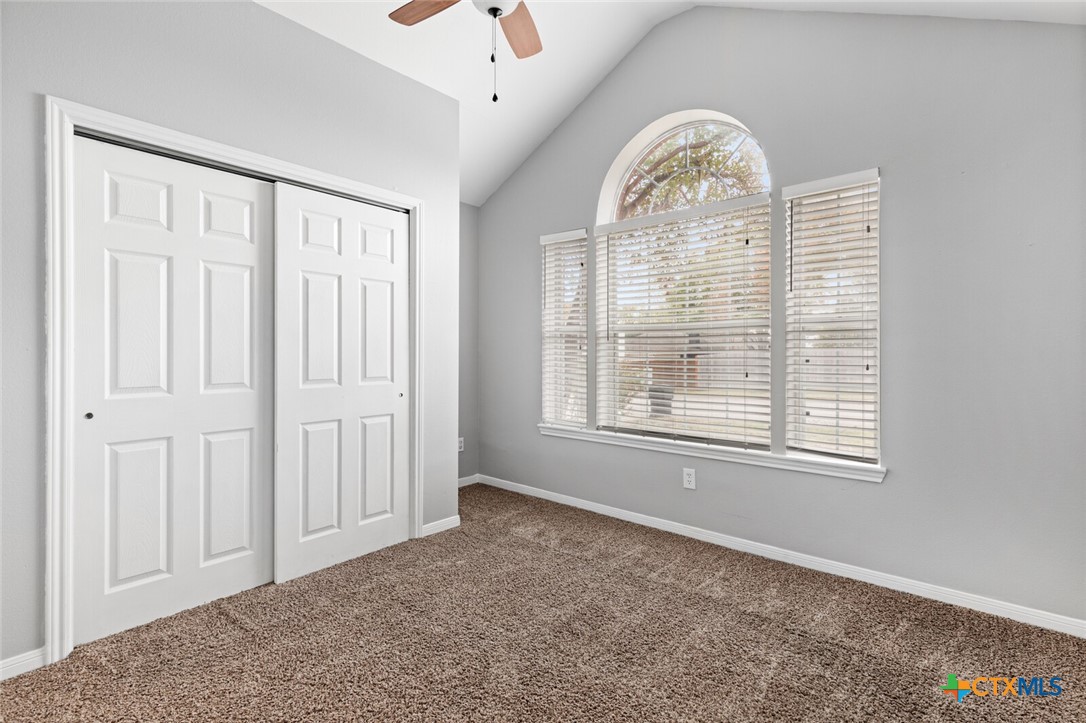 808 Silver Stone Drive Temple, TX 76502 - Photo 25 of 31 an empty room that has a window
