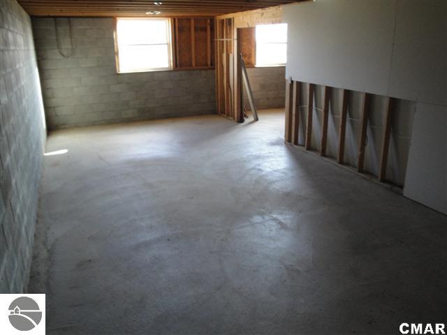 4540 East Millbrook Road Mount Pleasant, MI 48858 - Photo 21 of 25 1771983-20.JPG