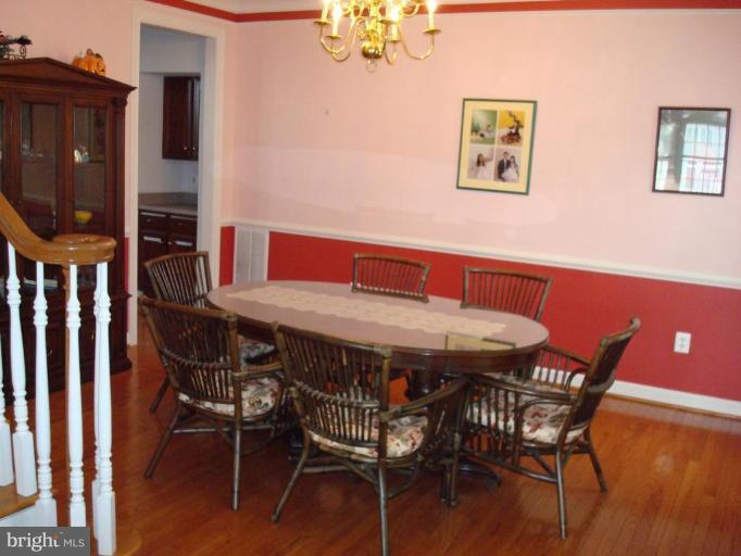 22305 Goshen School Road Gaithersburg, MD 20882 - Photo 5 of 11 Dining Room