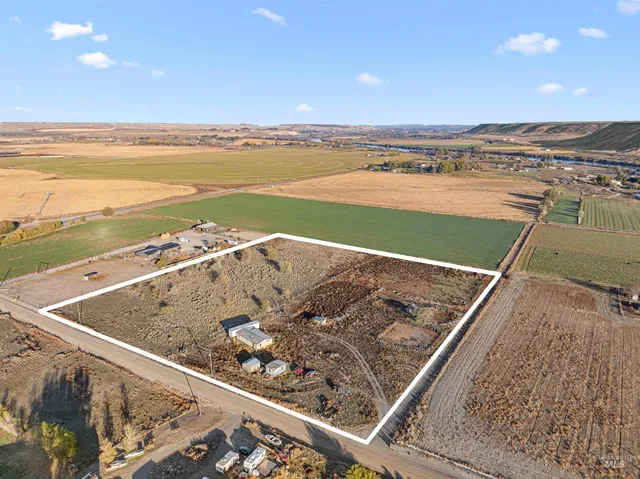 $580,000 | 8004 Birmingham Road, Melba, ID 83641