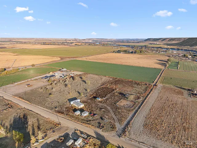 $580,000 | 8004 Birmingham Road, Melba, ID 83641