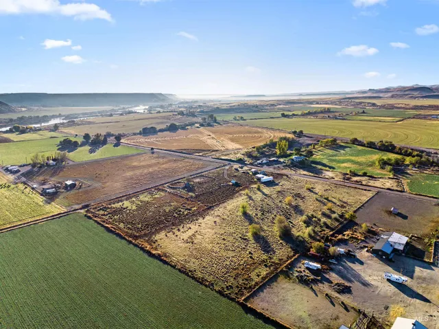 $580,000 | 8004 Birmingham Road, Melba, ID 83641