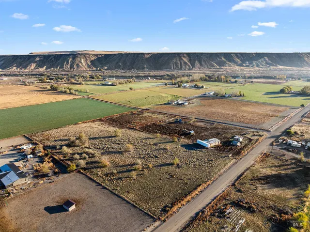 $580,000 | 8004 Birmingham Road, Melba, ID 83641