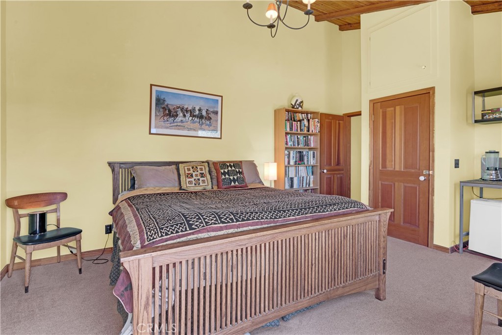 71182 Heinsen Road Bradley, CA 93426 - Photo 50 of 62 Guest Room in Barn