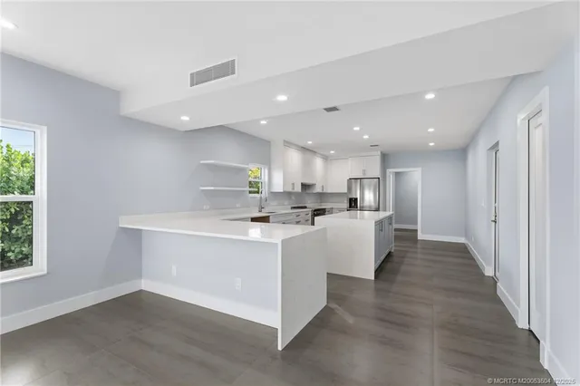 $899,000 | 1176 Terrace Way, Jensen Beach, FL 34957