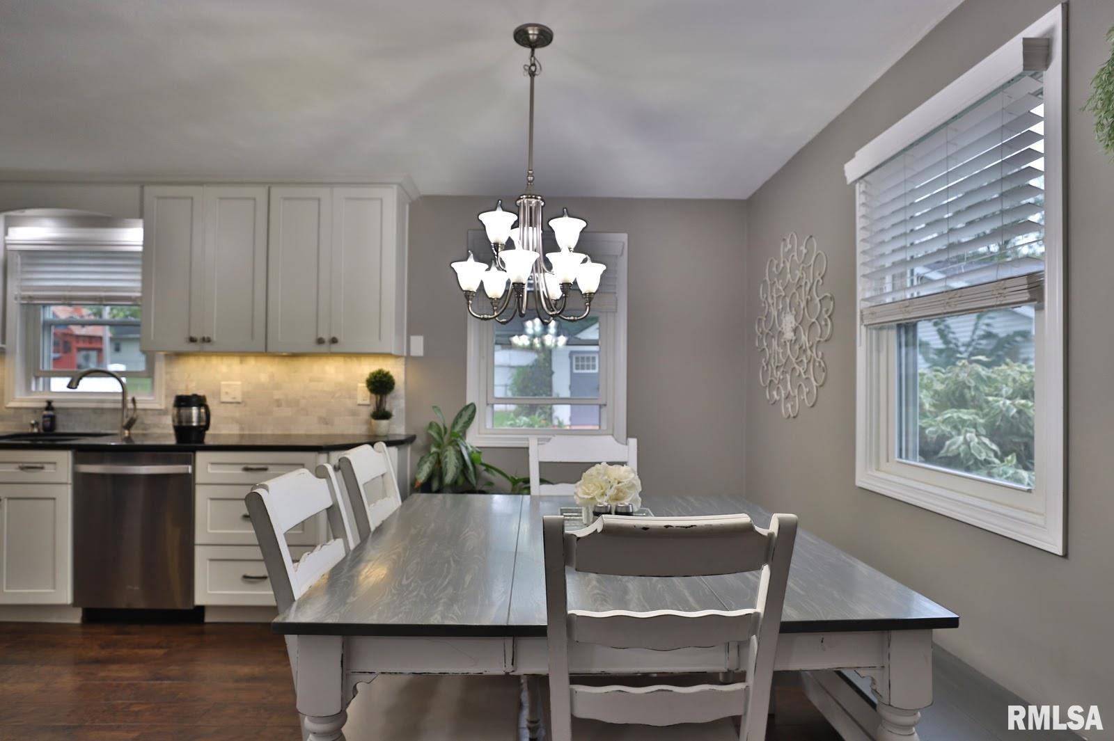 604 Devonshire Road Washington, IL 61571 - Photo 11 of 47 Gallery Image 11
