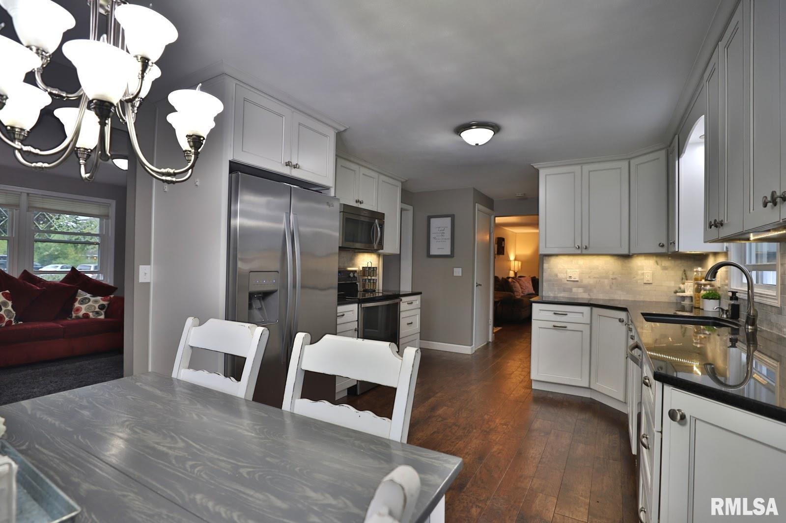 604 Devonshire Road Washington, IL 61571 - Photo 13 of 47 Gallery Image 13