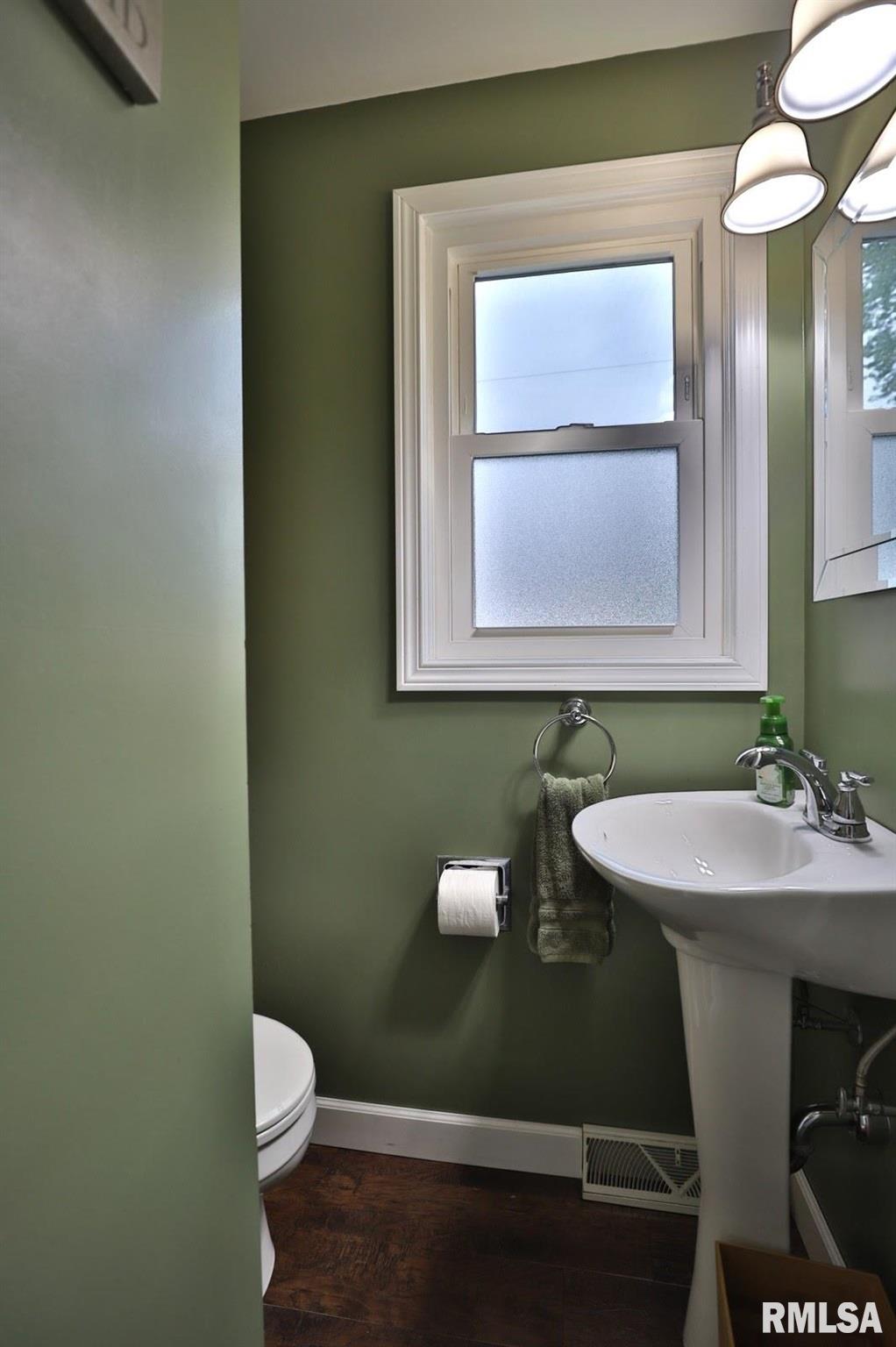 604 Devonshire Road Washington, IL 61571 - Photo 18 of 47 Gallery Image 18