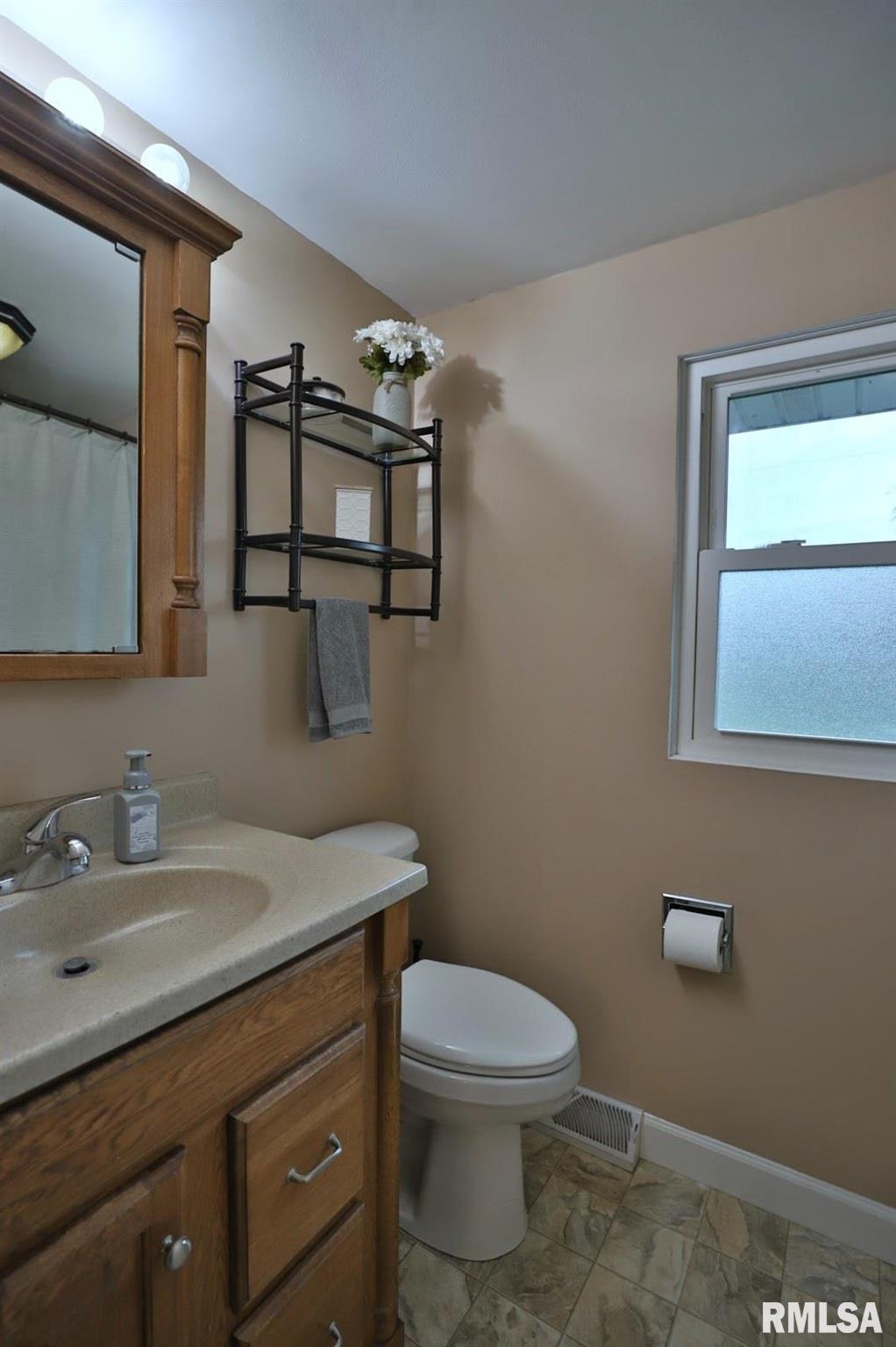604 Devonshire Road Washington, IL 61571 - Photo 24 of 47 Gallery Image 24