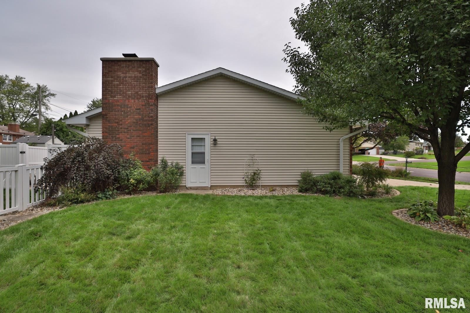 604 Devonshire Road Washington, IL 61571 - Photo 41 of 47 Gallery Image 41