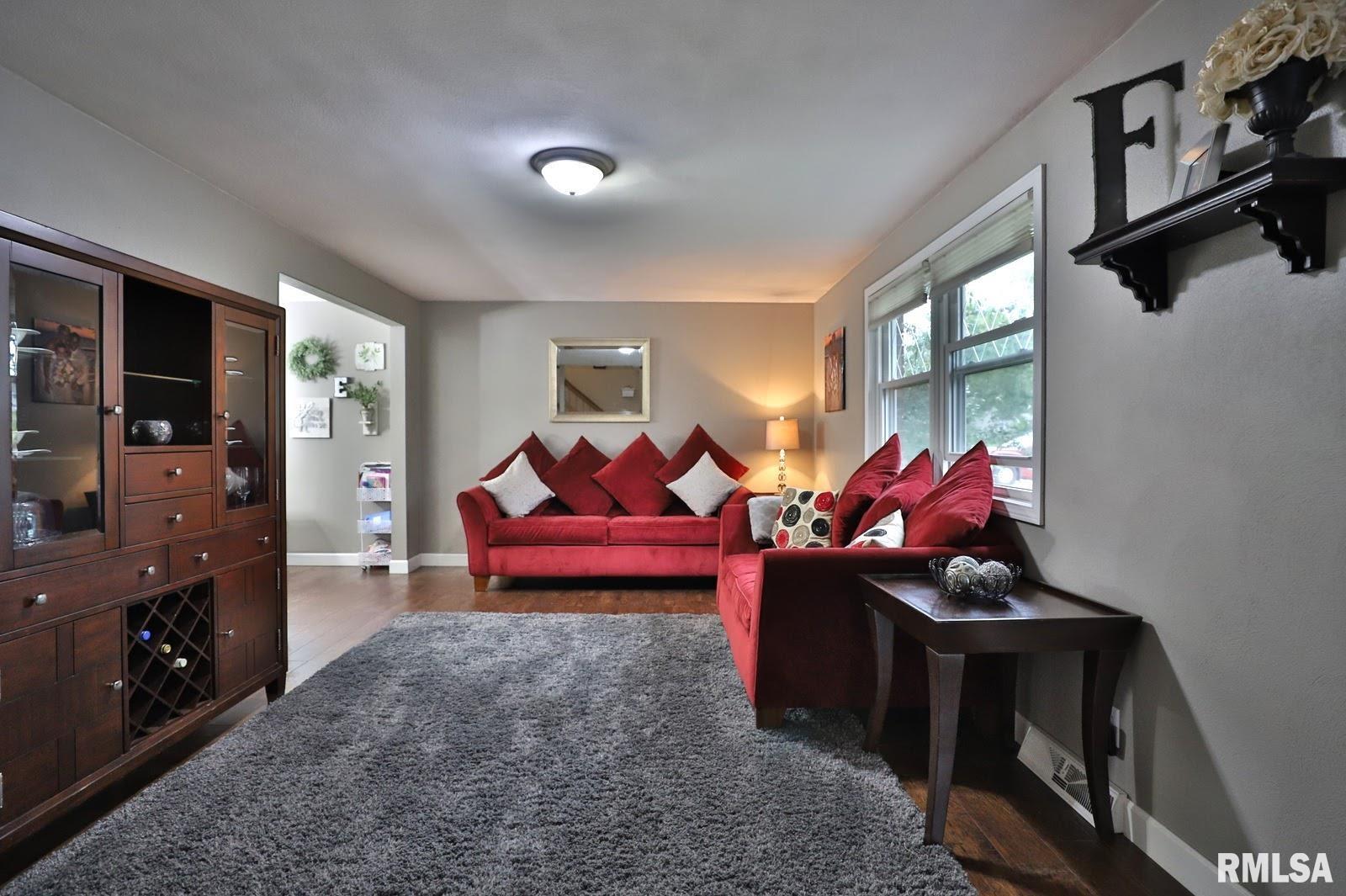 604 Devonshire Road Washington, IL 61571 - Photo 8 of 47 Gallery Image 8