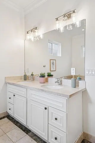 $2,988,000 | 257 South Ashton Avenue, Millbrae, CA 94030