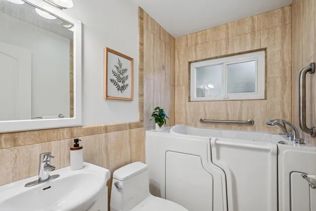 $2,988,000 | 257 South Ashton Avenue, Millbrae, CA 94030