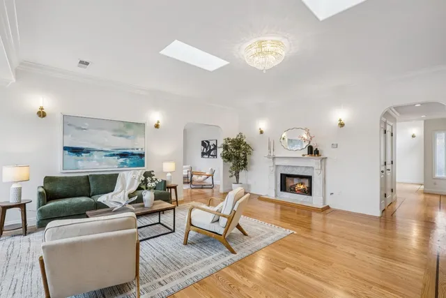 $2,988,000 | 257 South Ashton Avenue, Millbrae, CA 94030