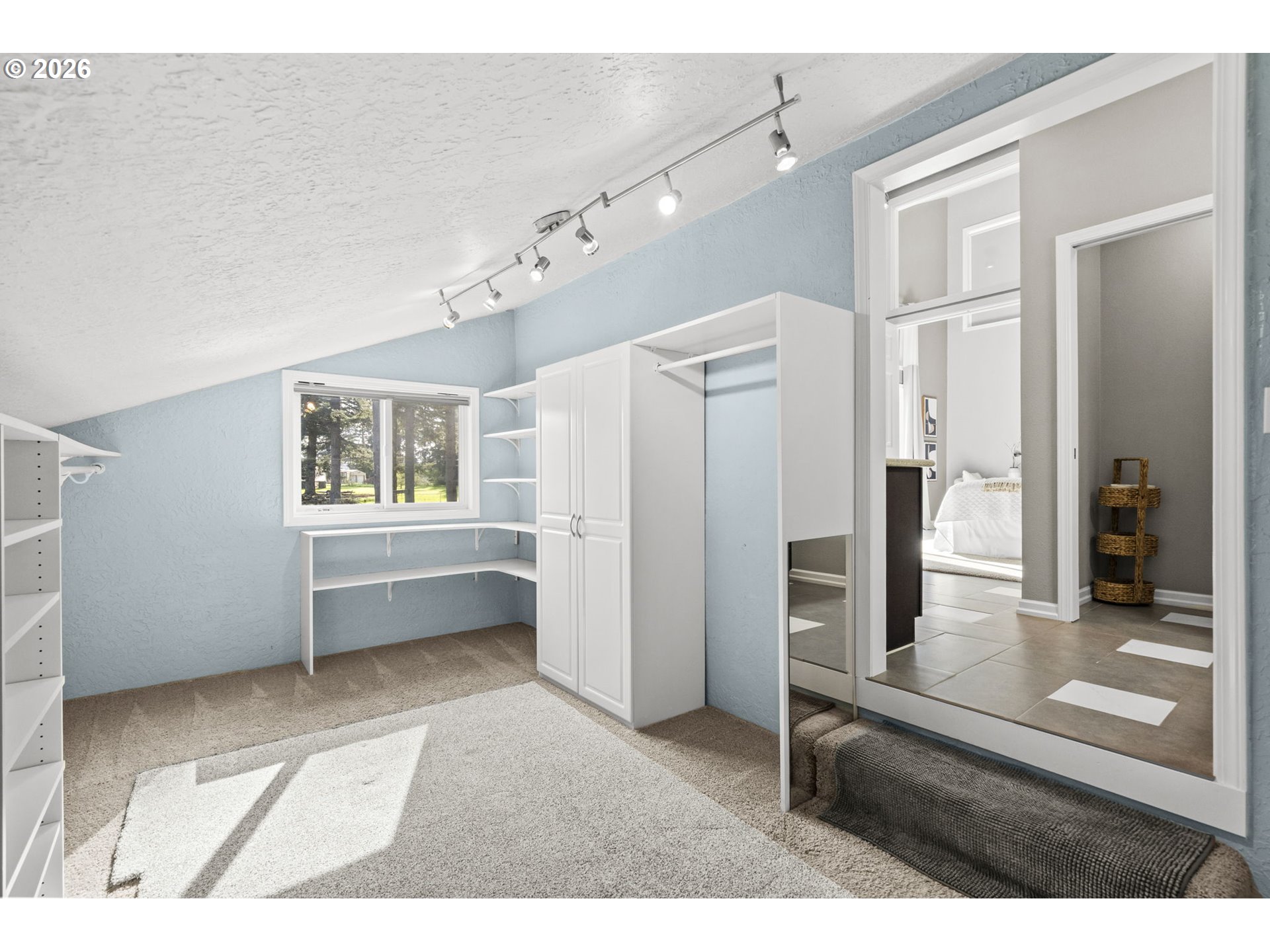 18493 South Ferguson Road Oregon City, OR 97045 - Photo 25 of 48 Bathroom, Attached