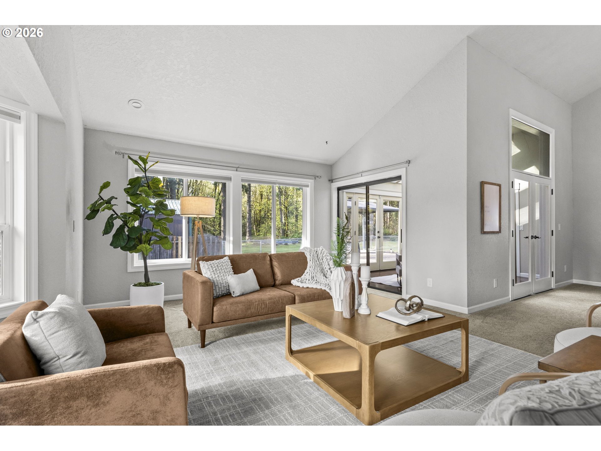 18493 South Ferguson Road Oregon City, OR 97045 - Photo 8 of 48 Living Room