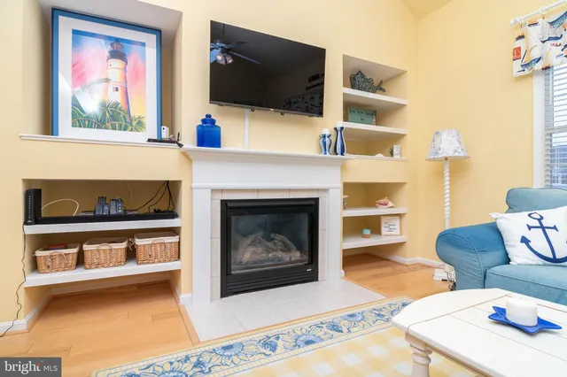 $414,900 | 214 October Glory Avenue, Unit H, Ocean View, DE 19970