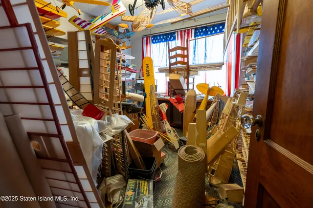 $649,000 | 348 Decker Avenue | Port Richmond