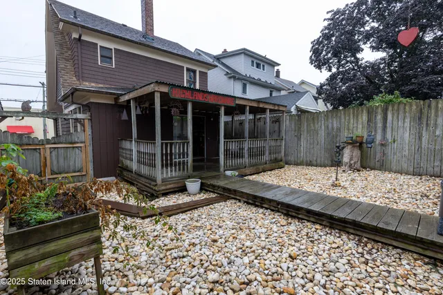 $649,000 | 348 Decker Avenue | Port Richmond