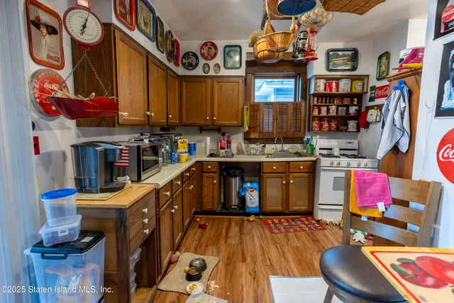 $649,000 | 348 Decker Avenue | Port Richmond