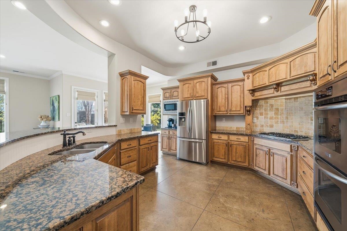 166 Ivy Brook Lane Collierville, TN 38017 - Photo 9 of 35