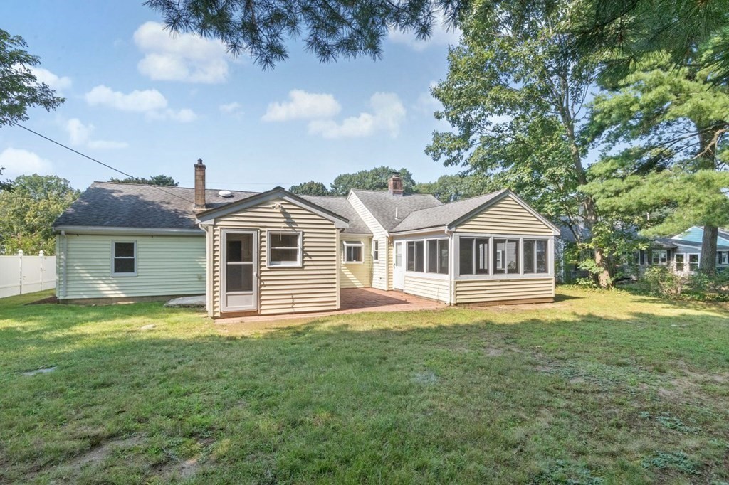 21 Birchcroft Road Canton, MA 02021 - Photo 28 of 32 Gallery Image 28