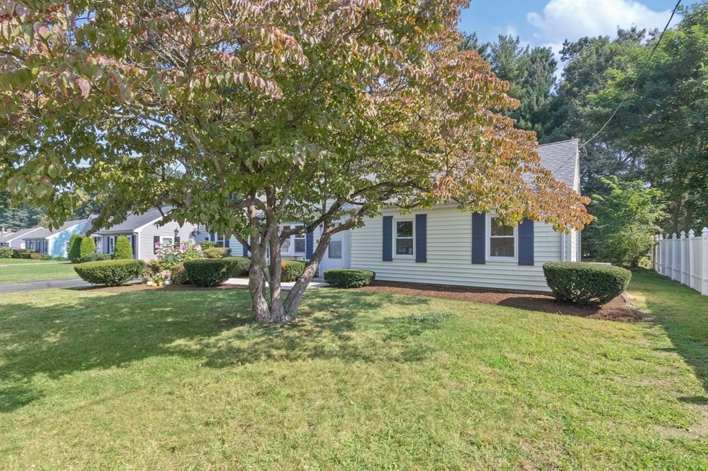 21 Birchcroft Road Canton, MA 02021 - Photo 31 of 32 Gallery Image 31