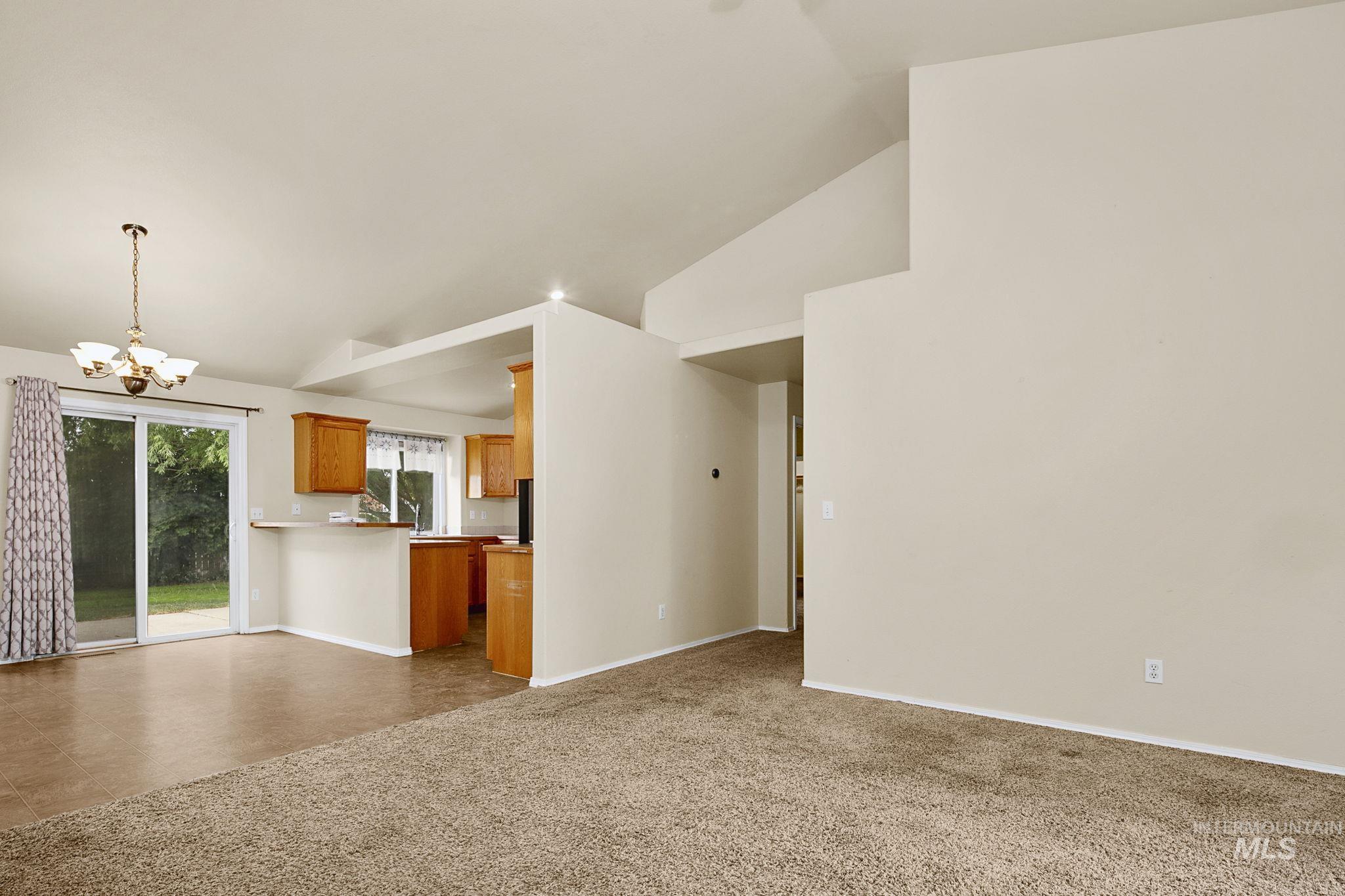 899 Blue Grass Way Middleton, ID 83644 - Photo 4 of 38