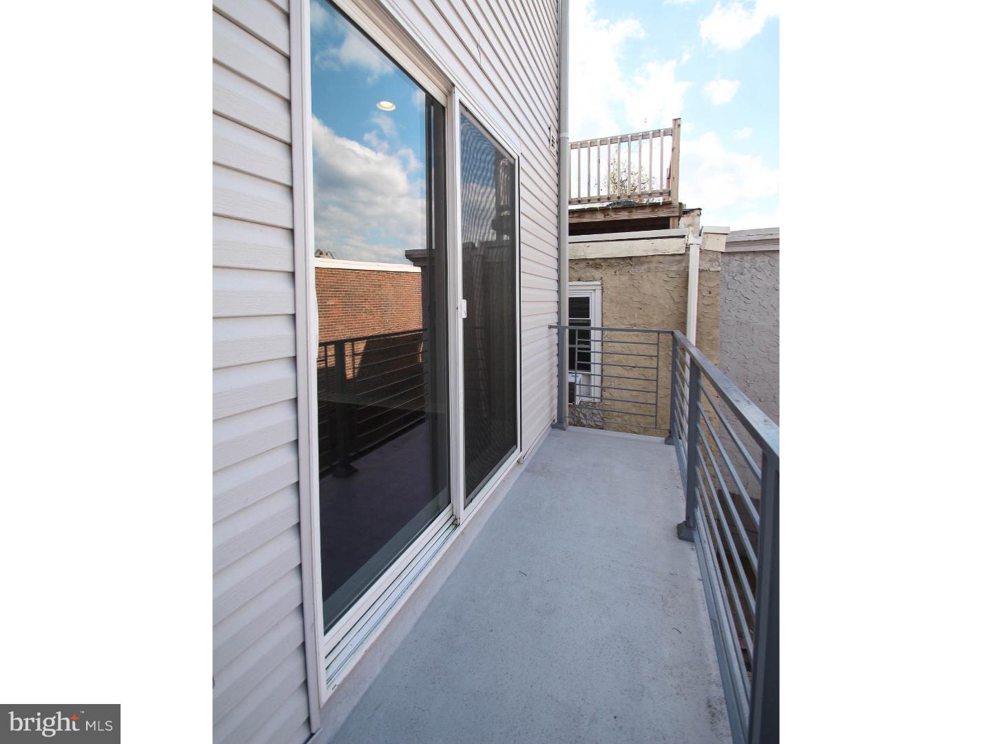 1509 Tasker Street Philadelphia, PA 19145 - Photo 10 of 25 Gallery Image 10