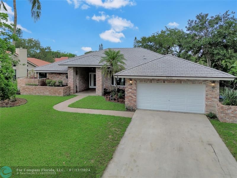 5522 Northwest 85th Ave