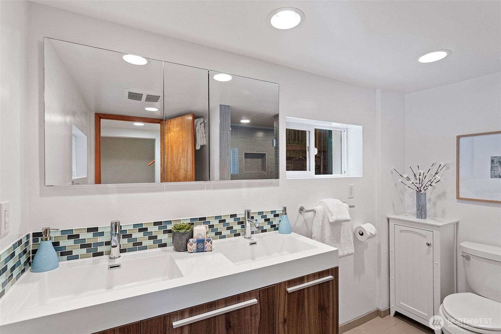 3214 South Byron Street Seattle, WA 98144 - Photo 17 of 27