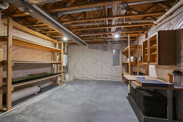 $399,000 | 822 East Remington Square, La Porte, IN 46350