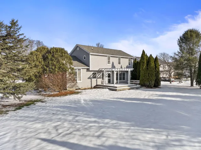 $399,000 | 822 East Remington Square, La Porte, IN 46350