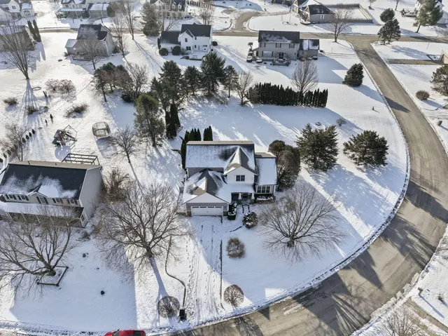 $399,000 | 822 East Remington Square, La Porte, IN 46350