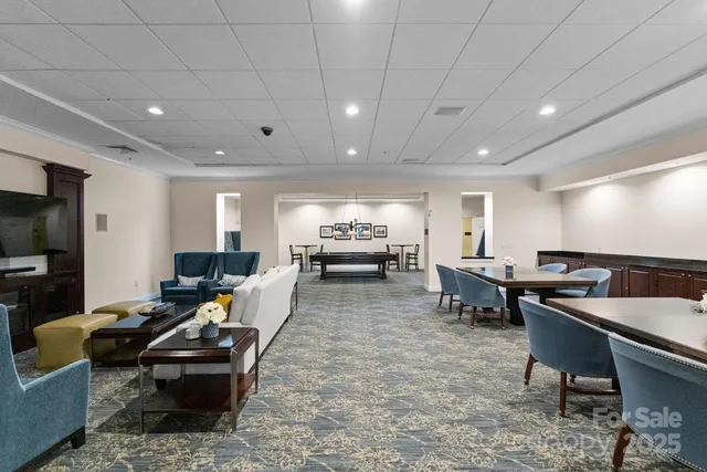 $469,900 | 300 West 5th Street, Unit 509, Charlotte, NC 28202