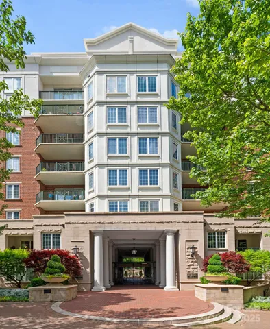 $469,900 | 300 West 5th Street, Unit 509, Charlotte, NC 28202