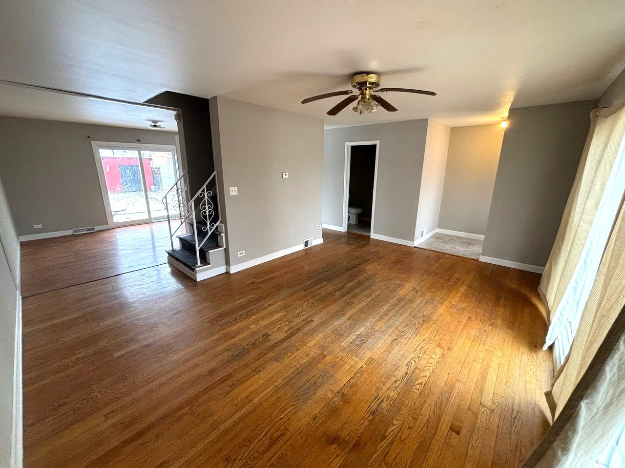 66 East Blecke Avenue, Unit 66 Addison, IL 60101 - Photo 3 of 14 a view of a livingroom with a fireplace