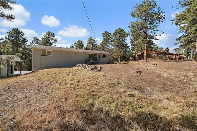 a view of park space with trees