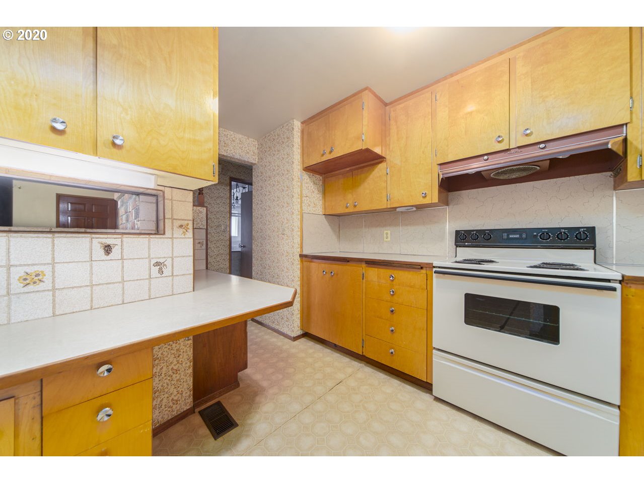 1211 Randolph Road Woodburn, OR 97071 - Photo 13 of 27 Gallery Image 13
