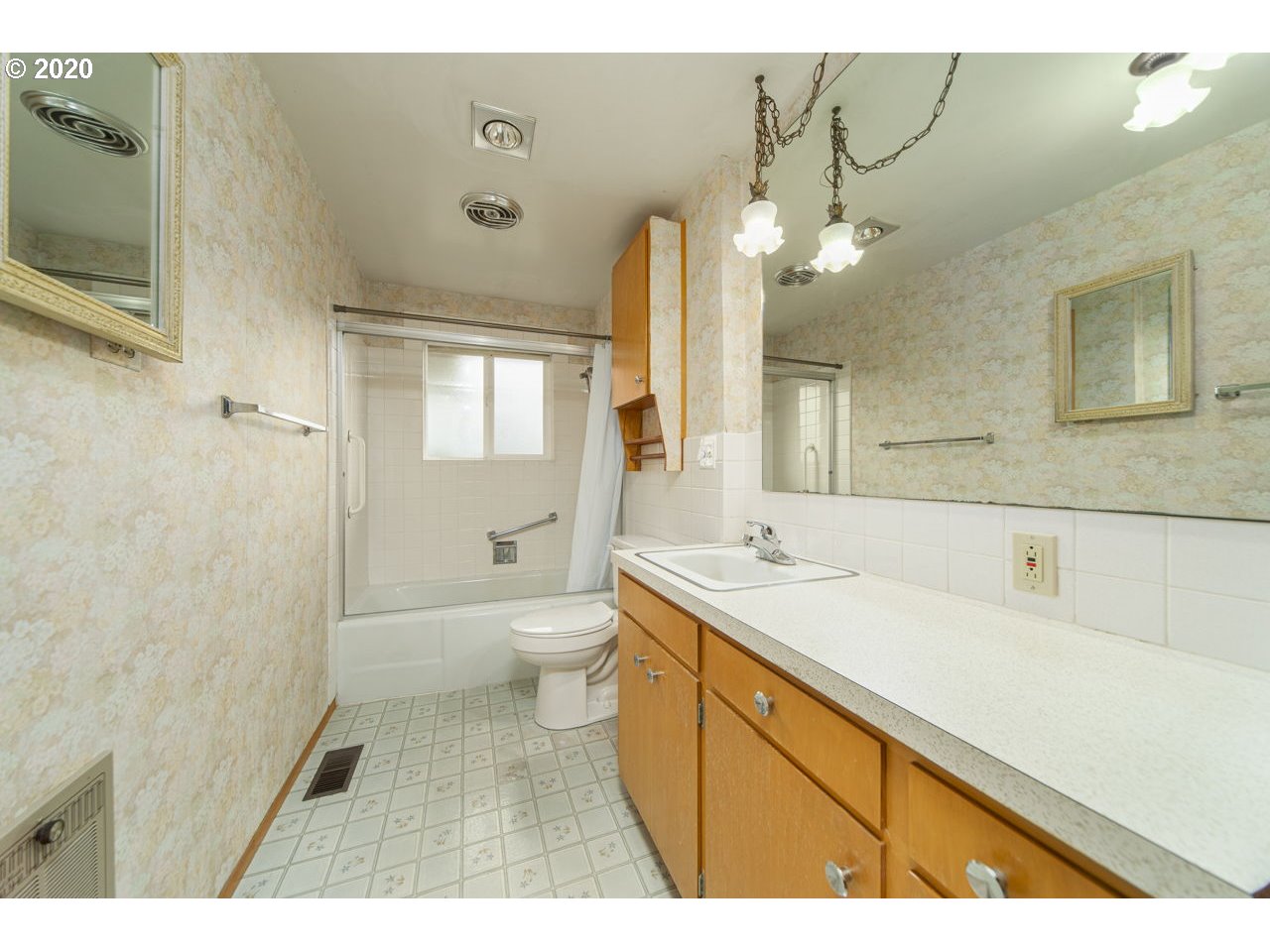 1211 Randolph Road Woodburn, OR 97071 - Photo 19 of 27 Gallery Image 19