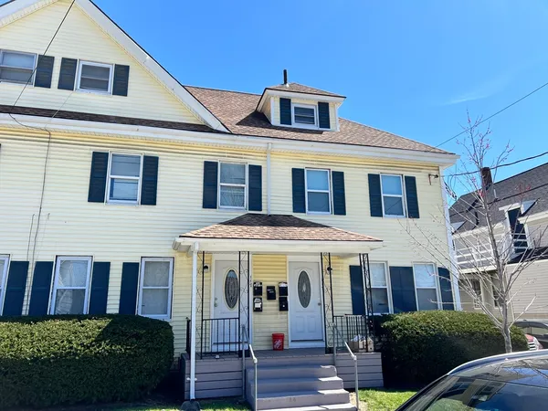 $1,900 | 117 Grant Street, Unit A, Framingham, MA 01702