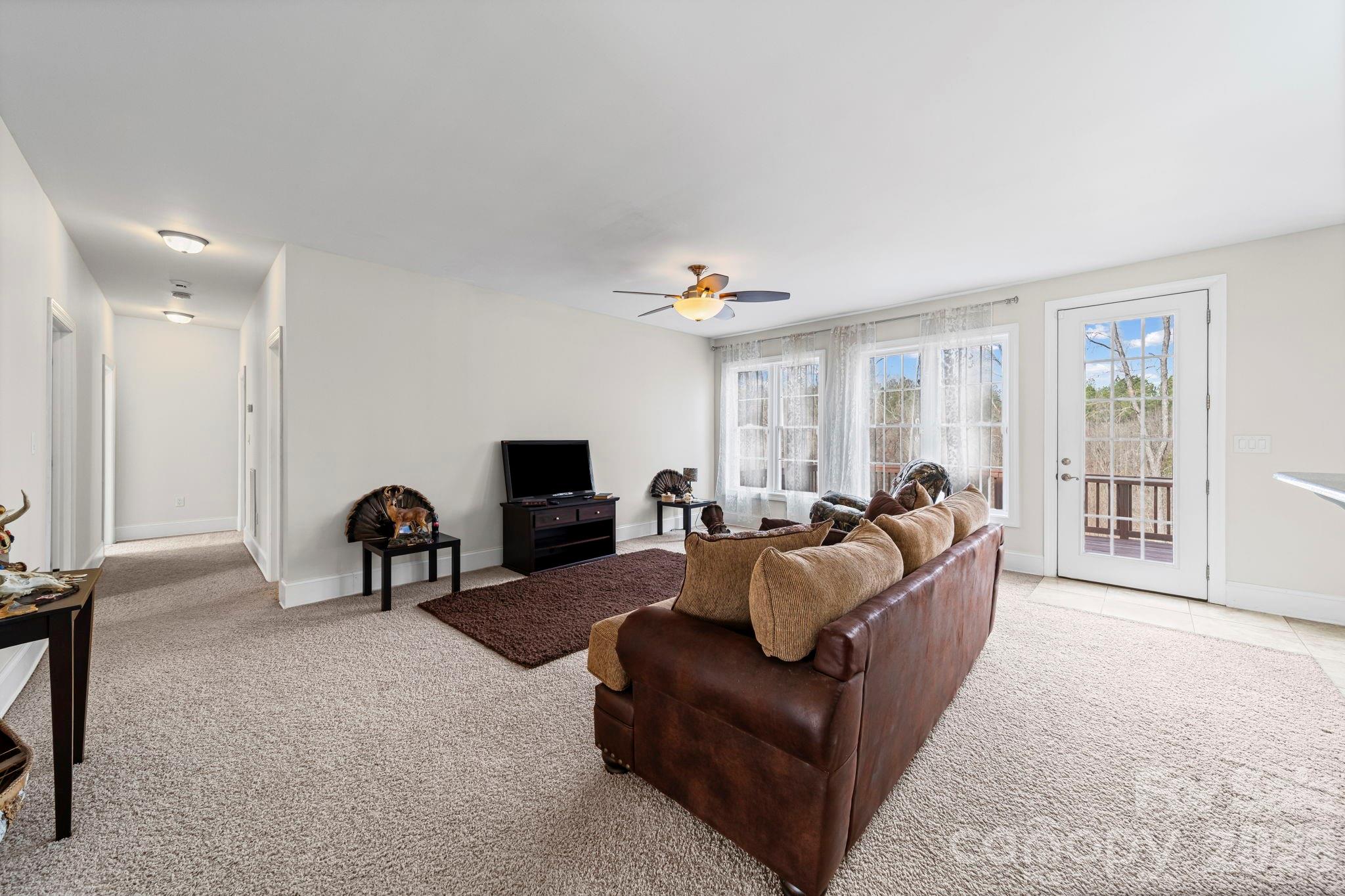 10962 Busbin Road Mount Pleasant, NC 28124 - Photo 8 of 47 Gallery Image 8
