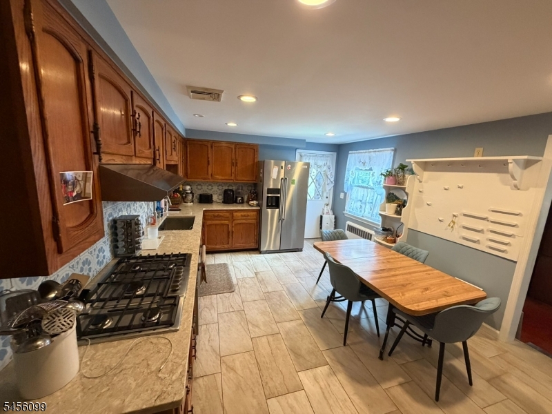 2236 Washington Valley Road Bridgewater, NJ 08836 - Photo 3 of 27 Gallery Image 3