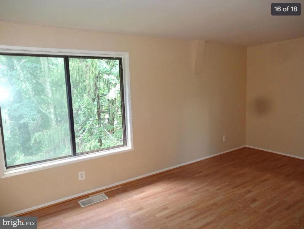 2172 Cartwright Place Reston, VA 20191 - Photo 14 of 18 Gallery Image 14