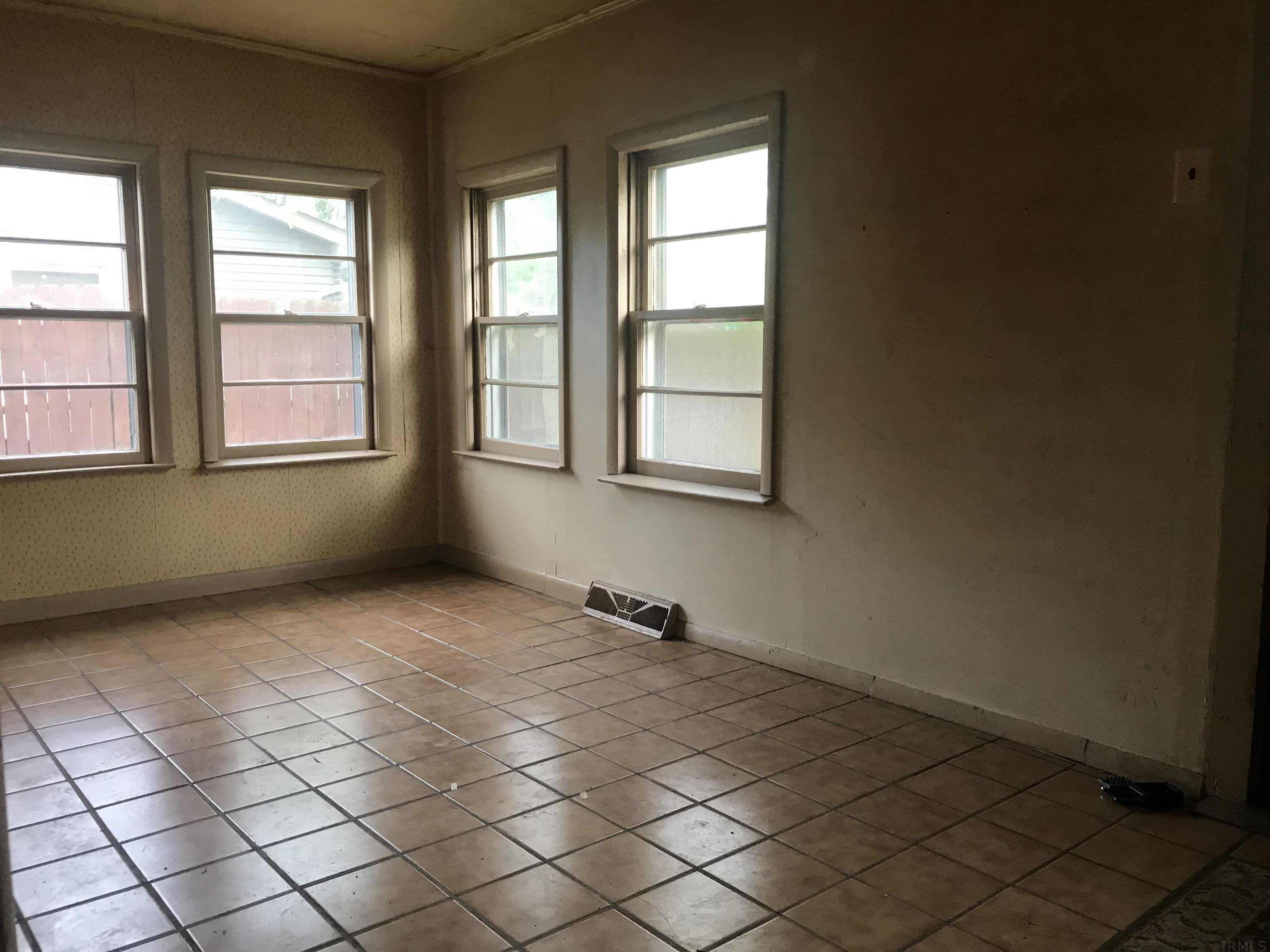 9612 Liberty Mills Road Fort Wayne, IN 46804 - Photo 6 of 28 Gallery Image 6