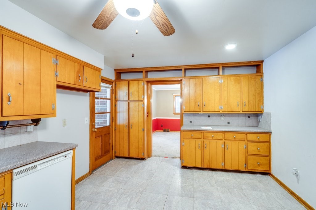 1745 Coventry Road Northeast Massillon, OH 44646 - Photo 10 of 27 Gallery Image 10