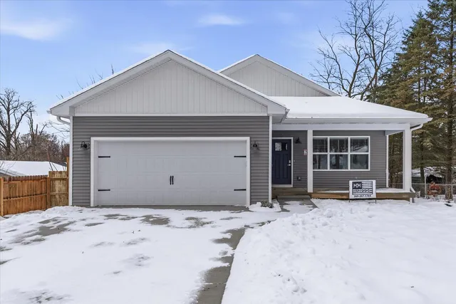 $349,900 | 57723 Ryan Street, Mattawan, MI 49071