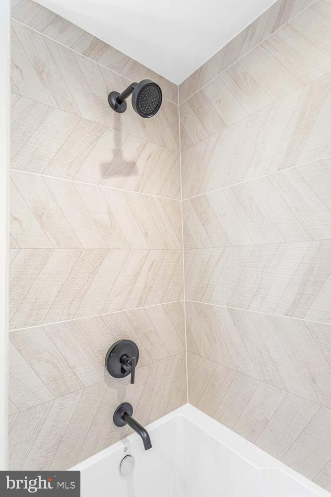 6718 Lowell Avenue, Unit 406 McLean, VA 22101 - Photo 36 of 86