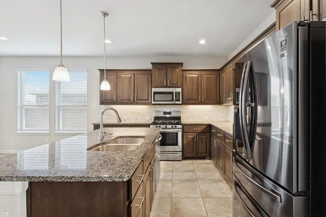 $394,900 | 548 Dunster Lane, Saginaw, TX 76131